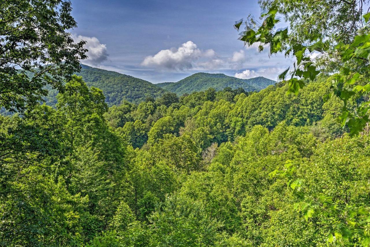 Mountain-View Maggie Valley House With Spacious Deck Bagian luar foto
